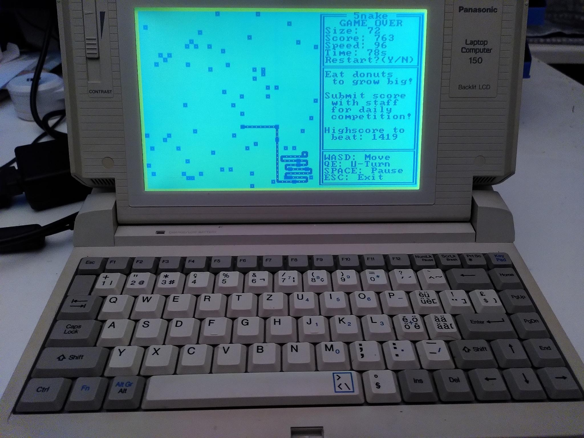 Panasonic Laptop Computer 150 mit Snake